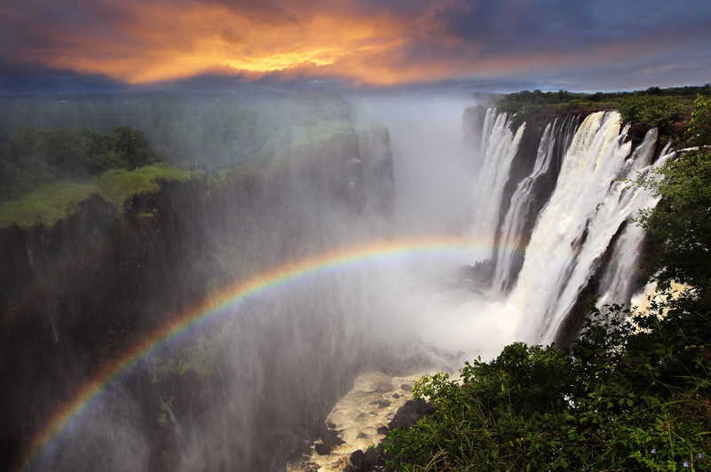 Safari-croisière au fil du Zambèze - Afrique du Sud, Botswana, Namibie, Zimbabwe (formule port/port)