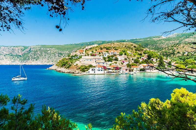 Istanbul Turquie - Corfou Grèce - Bari Italie - Trieste (Venise) Italie - Katakolon (Olympia) Grèce - Le Pirée (Athènes) Grèce - Kusadasi Turquie