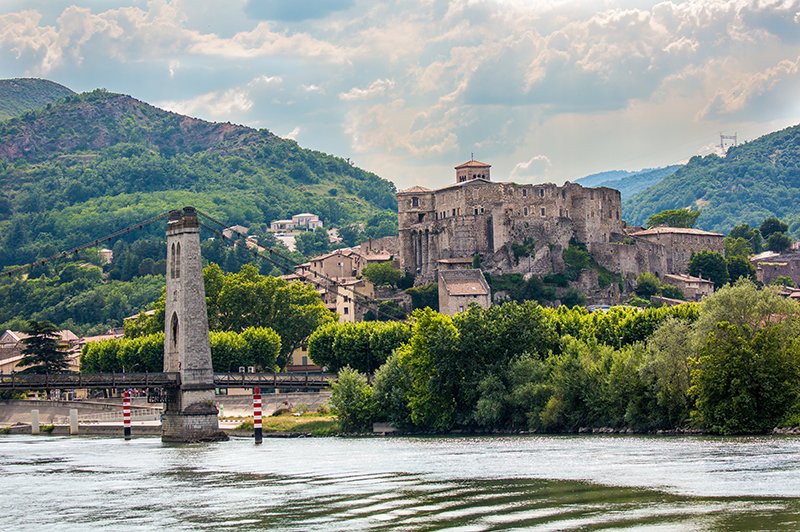 Escales incontournables du Rhône entre Lyon, la Camargue et la Provence avec un dîner OFFERT à l'Abbaye de Collonges - Paul Bocuse (formule port/port)