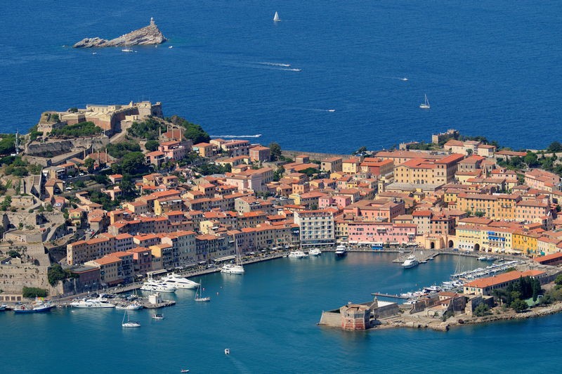 Dolce vita en croisière le long des côtes italiennes - la Toscane, la Sardaigne, l'île d'Elbe et les Cinque Terre