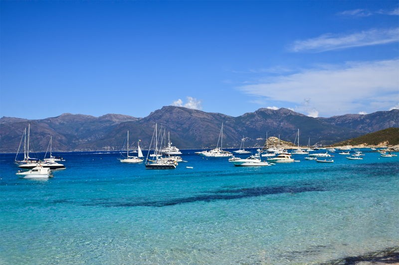 Rivages corses sous les voiles du Ponant