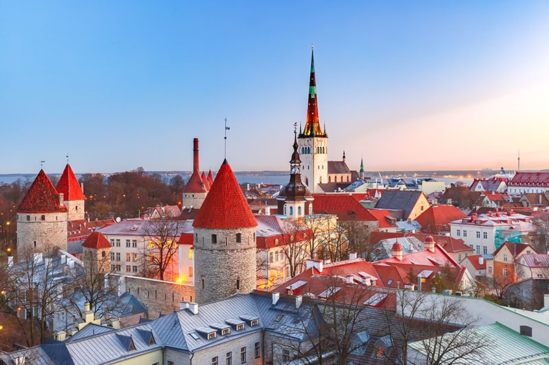 Copenhague Danemark - Aarhus Danemark - Warnemunde (Berlin) Allemagne - Gdynia (Gdansk-Danzig) Pologne - Klaipeda Lituanie - Riga Lettonie - Helsinki Finlande - Tallin Estonie - Stockholm Suède - Stockholm Suède