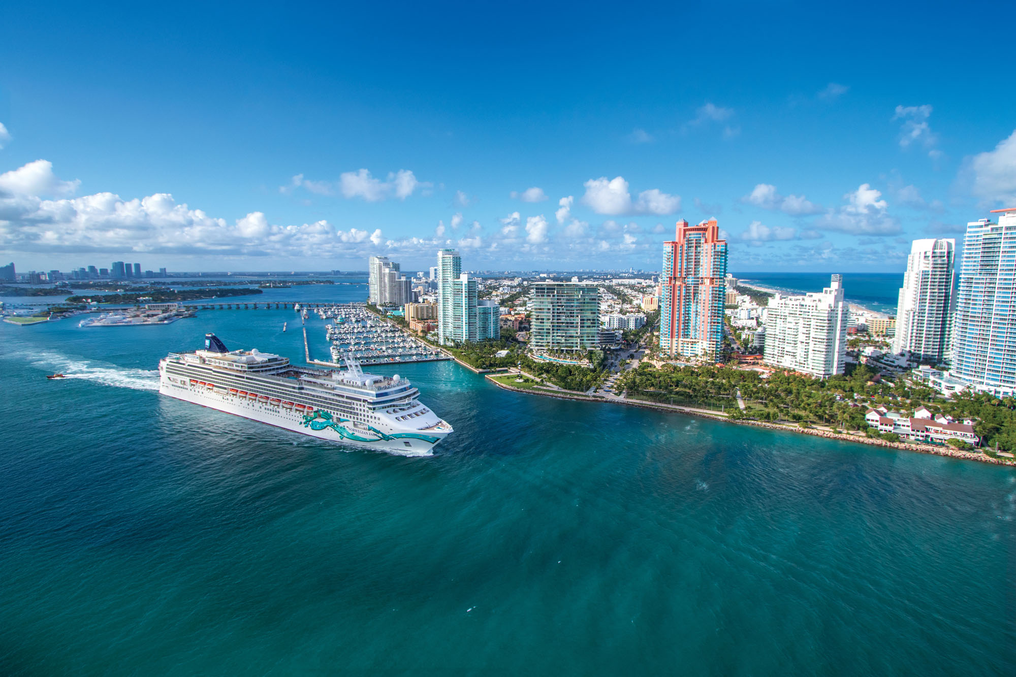 Los Angeles Etats-Unis - San Diego Etats-Unis - Cabo San Lucas Mexique - Puntarenas (San José) Costa Rica - Canal de Panama (transit) Panama - Canal de Panama (transit) Panama - Colon Panama - Carthagène Colombie