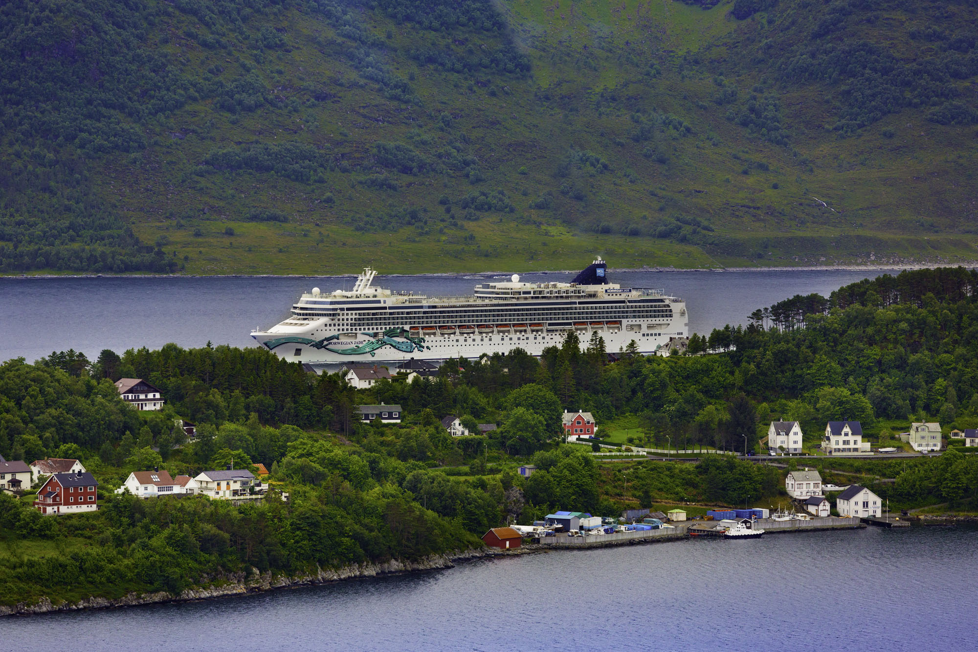 Kiel Allemagne - Copenhague Danemark - Hellesylt Norvège - Geiranger Norvège - Alesund Norvège - Flåm Norvège