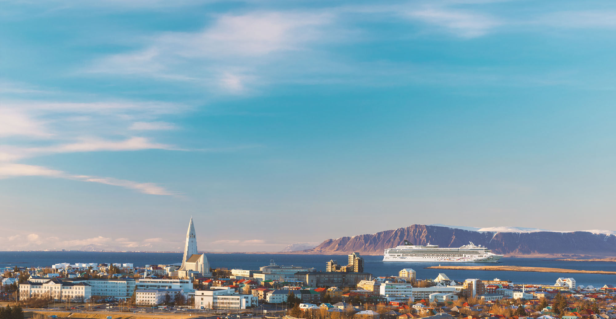 Le pôle Nord géographique et côte est du Groenland