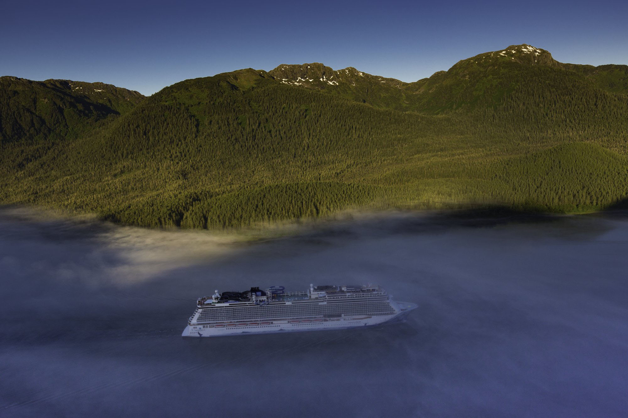 OV 7 NT SOUTHBOUND ALASKA & HUBBARD GLACIER